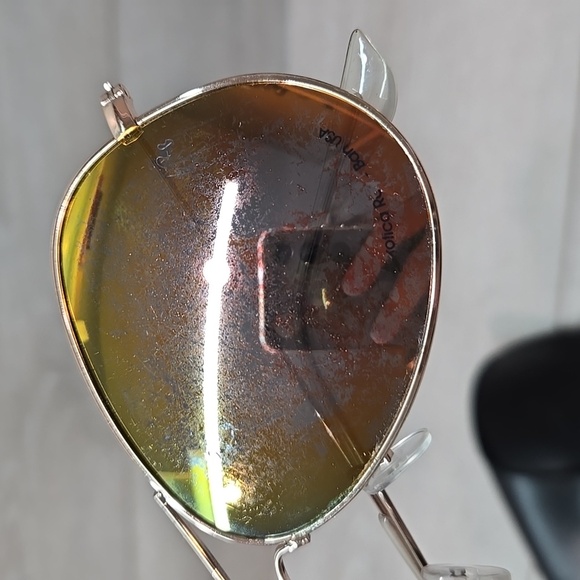 Ray-Ban Sunglasses with Case - Picture 3 of 7